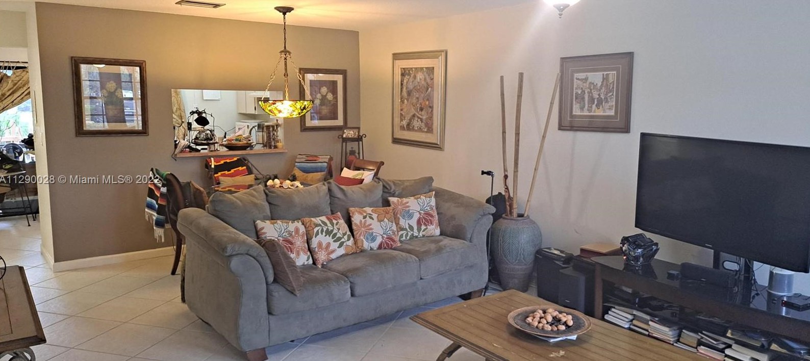 10749 Nw 11th St, Hollywood, FL 33026