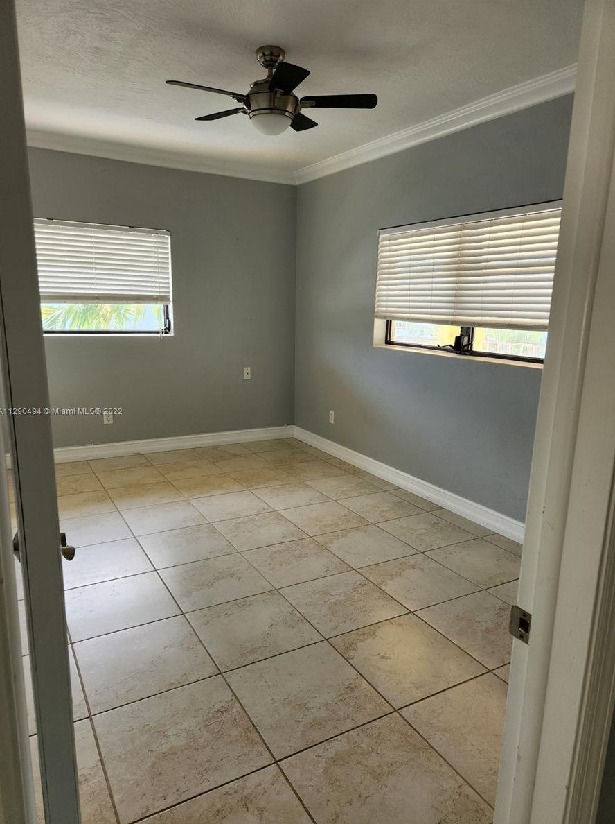 823 Bonito Ln, Key Largo, FL 33037