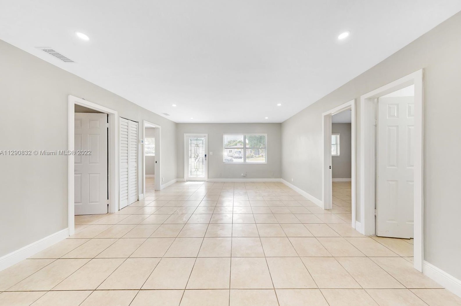 6205 Flagler St, Hollywood, FL 33023-2240