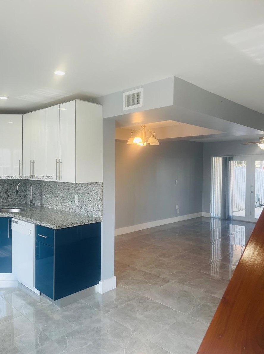 5443 Nw 169th Terrace #5443, Miami, FL 33055