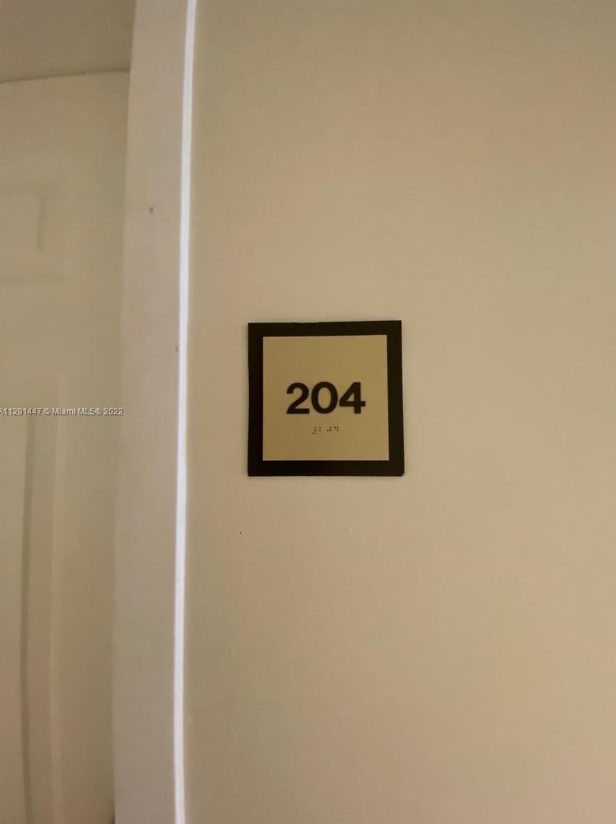 435 Sw 12th Ave #204, Miami, FL 33130