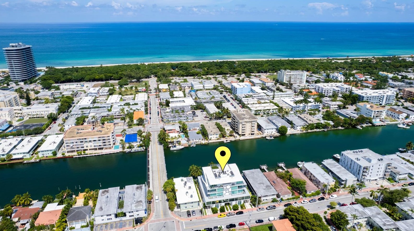 8425 Crespi Blvd #th1, Miami, FL 33141