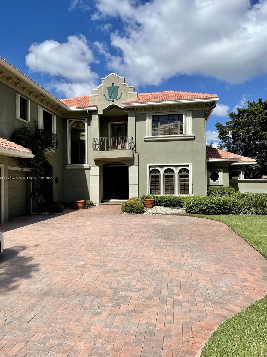 7387 Orangewood Ln, Boca Raton, FL 33433