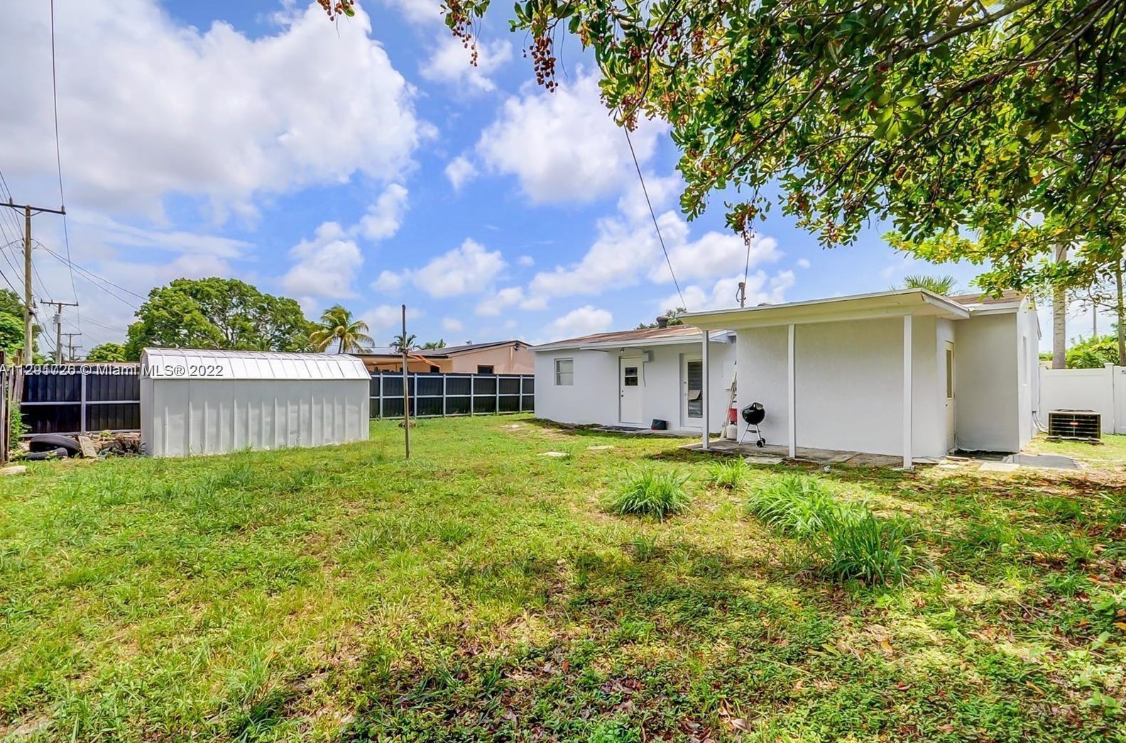 1020 71st Ave, Hollywood FL  33024-5540 exterior