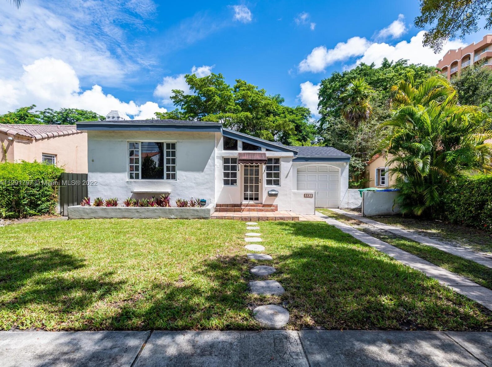 341 Sw 31st Rd, Miami, FL 33129