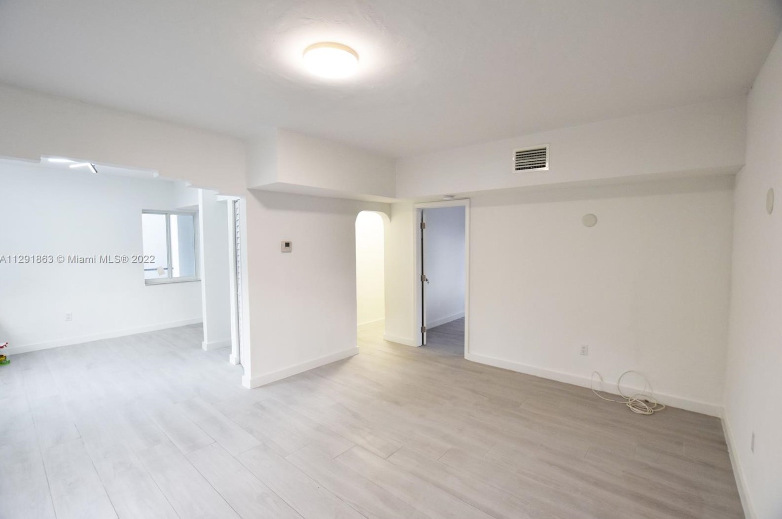 835 8th Ave, Miami, FL 33130-3707