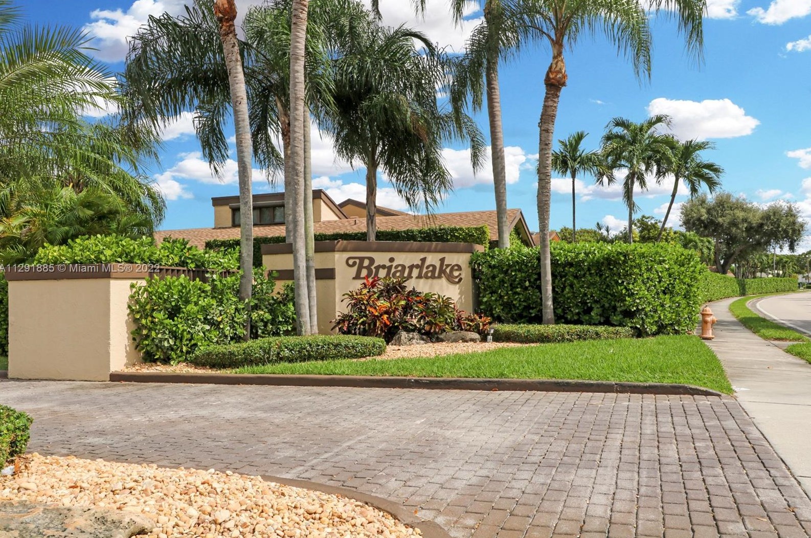 9194 132nd Ln, Miami, FL 33176-5839