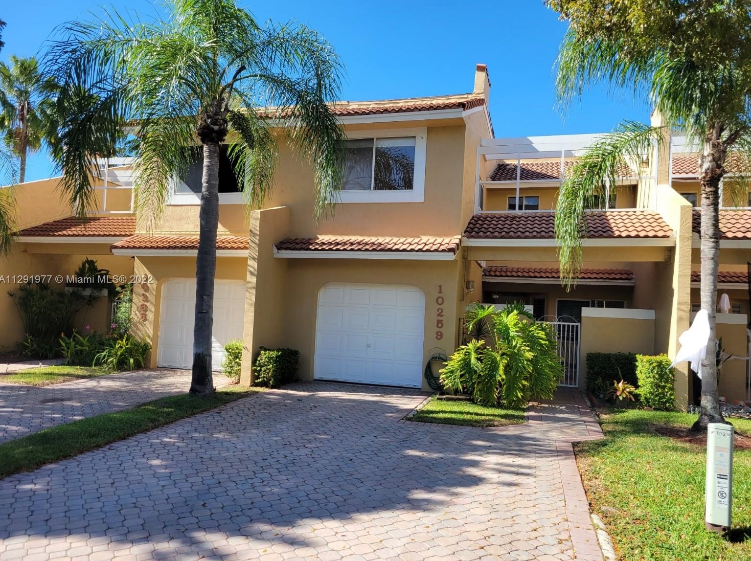 10259 Nw 51st Ln, Miami, FL 33178