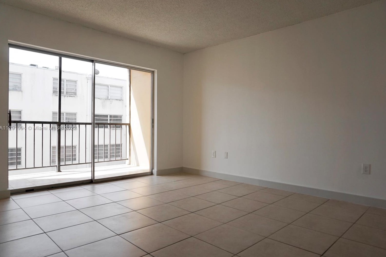 1250 Ne 125th St #304d, Miami, FL