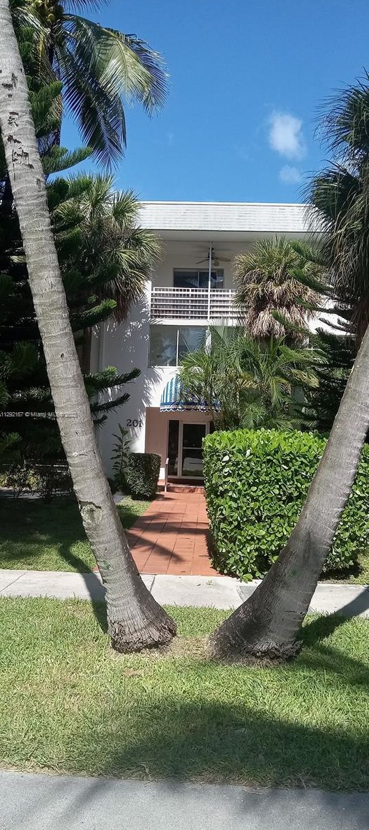 201 Galen Dr #102w, Miami, FL