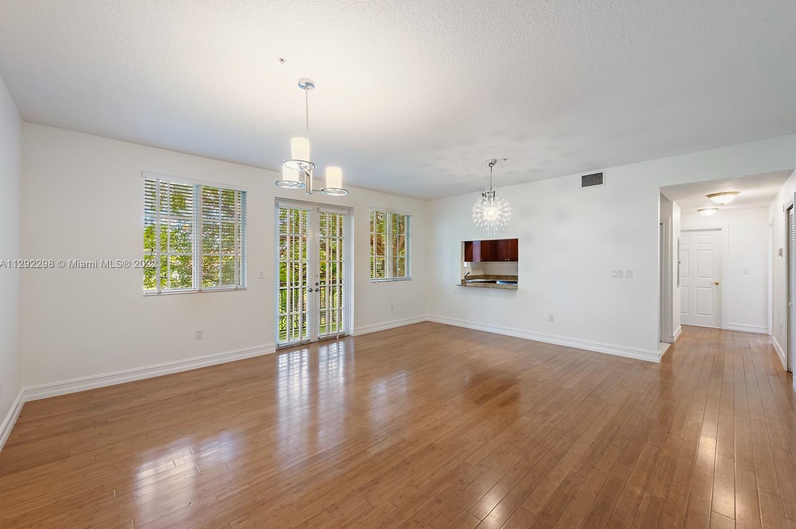 115 Mendoza Ave #204, Miami, FL 33134