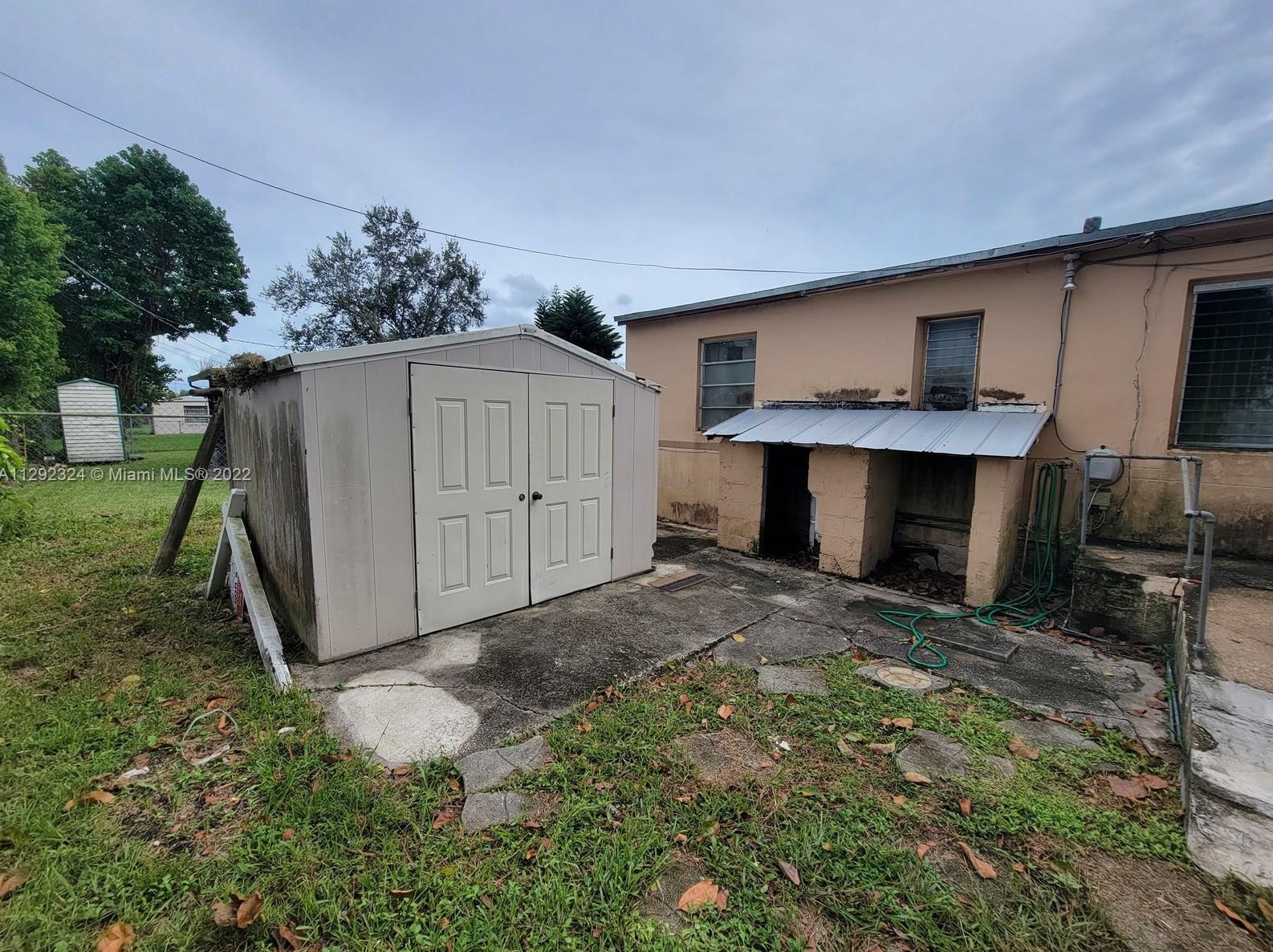 2281 81 Ter, Miami FL 33147-4838 exterior