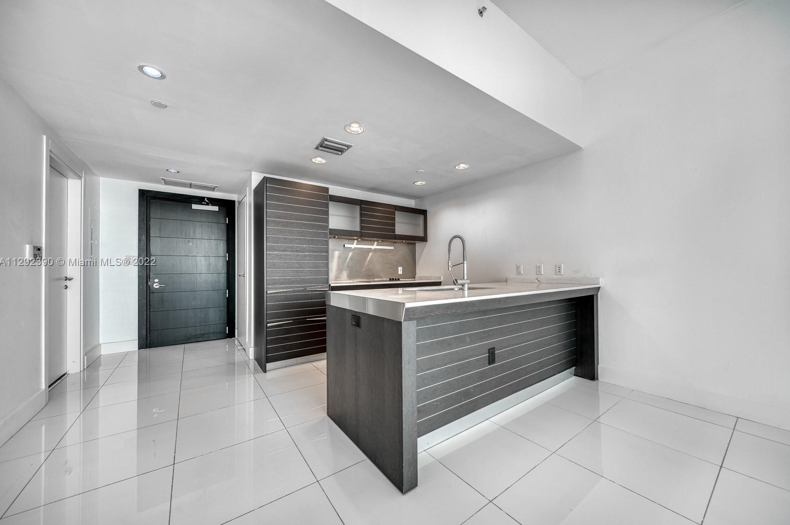 200 Biscayne Boulevard Way Apt 4411, Miami, FL 33131