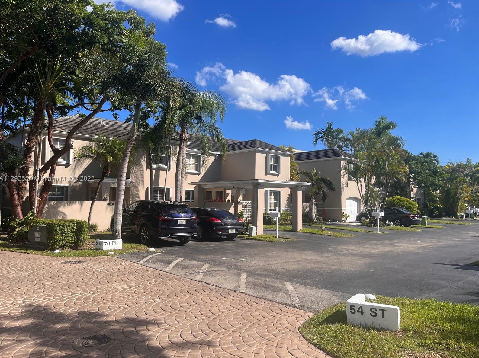 5431 70th Pl, Miami FL  33155-5620 exterior