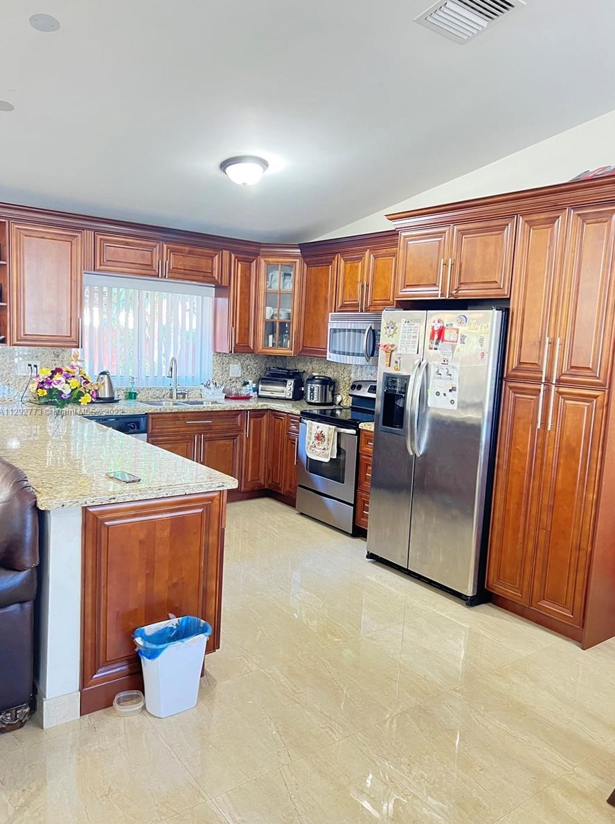 11020 Sw 167th St, Miami, FL 33157