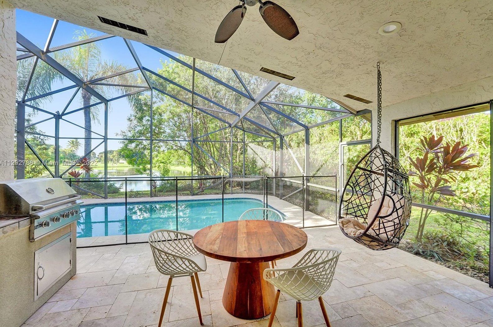 10150 Camelback Ln, Boca Raton FL  33498-4715 exterior