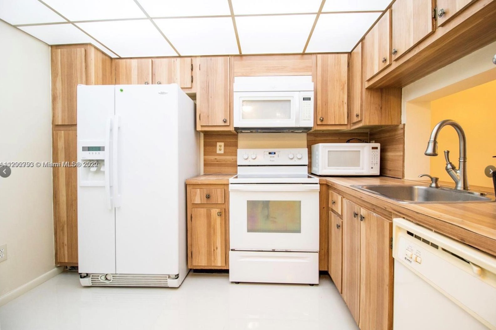 20850 San Simeon Way #408-5, Miami, FL