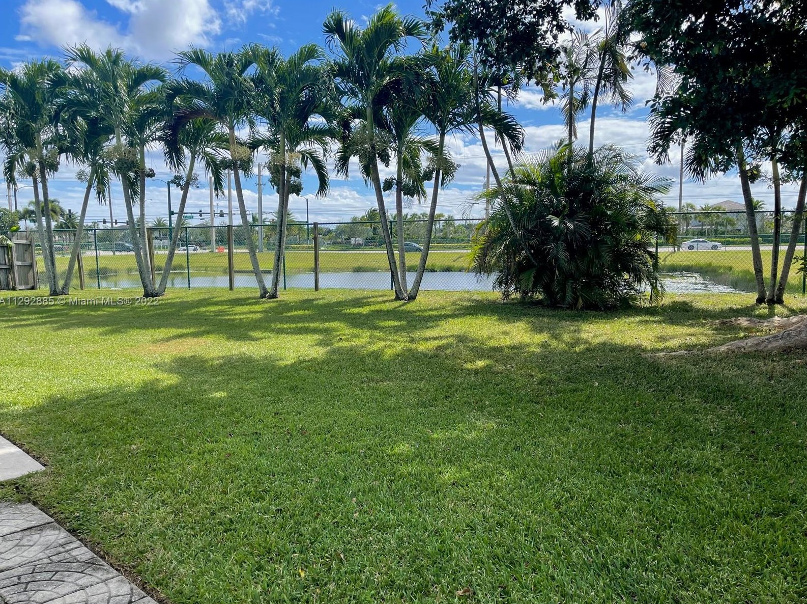 7786 Ridgewood Dr, Lake Worth FL  33467-6330 exterior