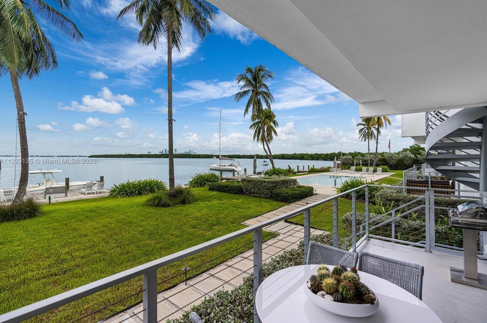 166 Harbor Dr Apt 2b, Miami, FL