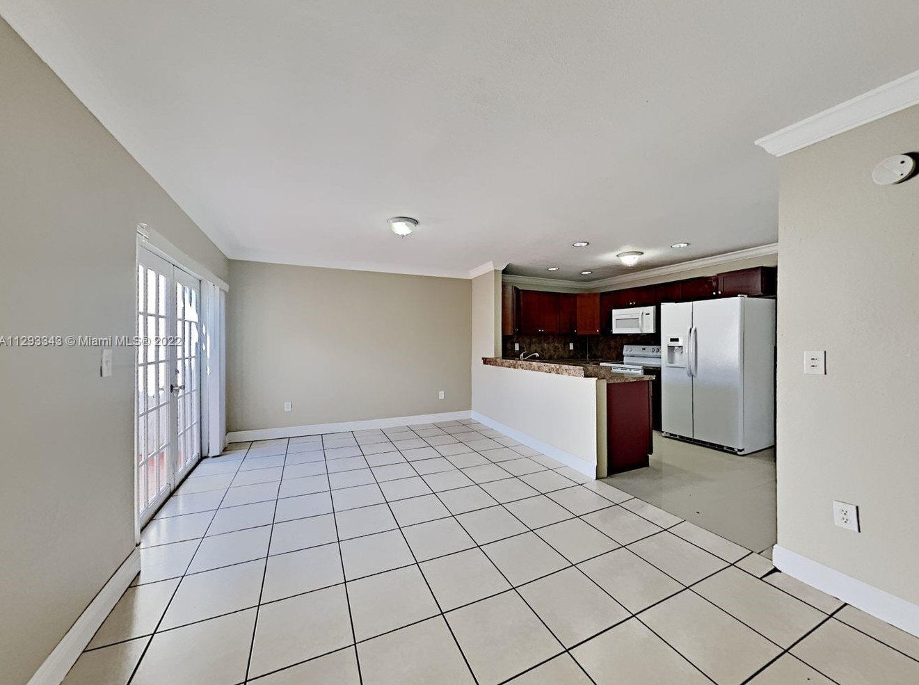 1747 136th Pl, Miami FL  33175-1050 exterior