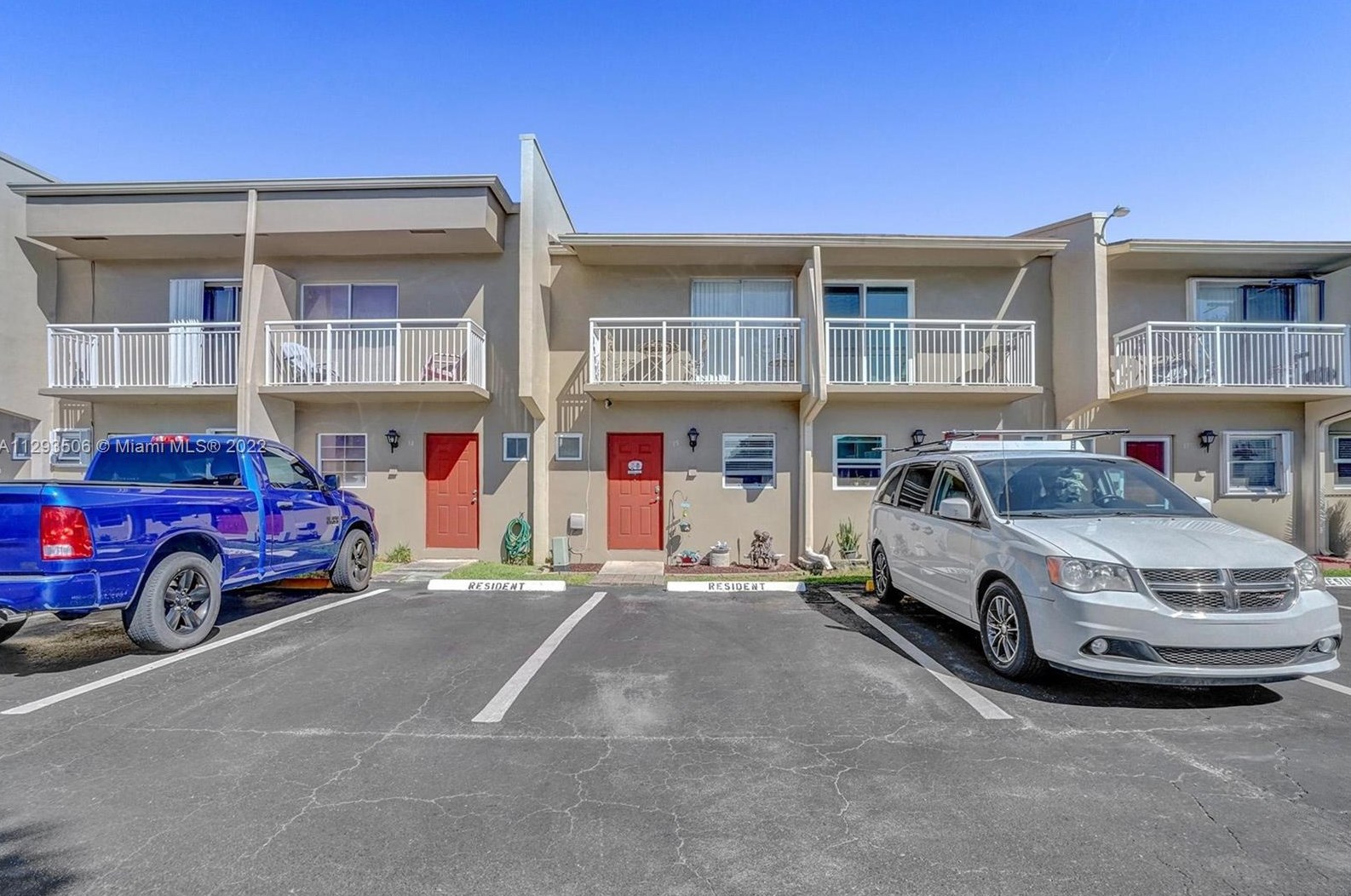 3791 78th Ave, Hollywood FL  33024-8317 exterior