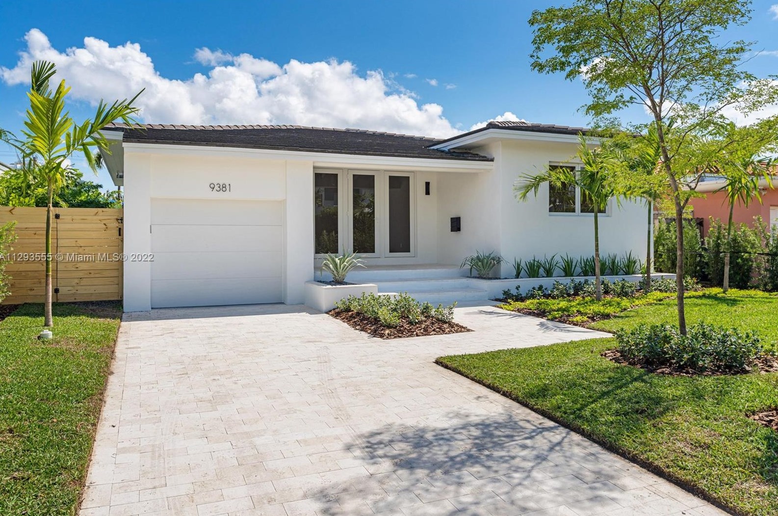 9381 Carlyle Ave, Miami, FL 33154-2443