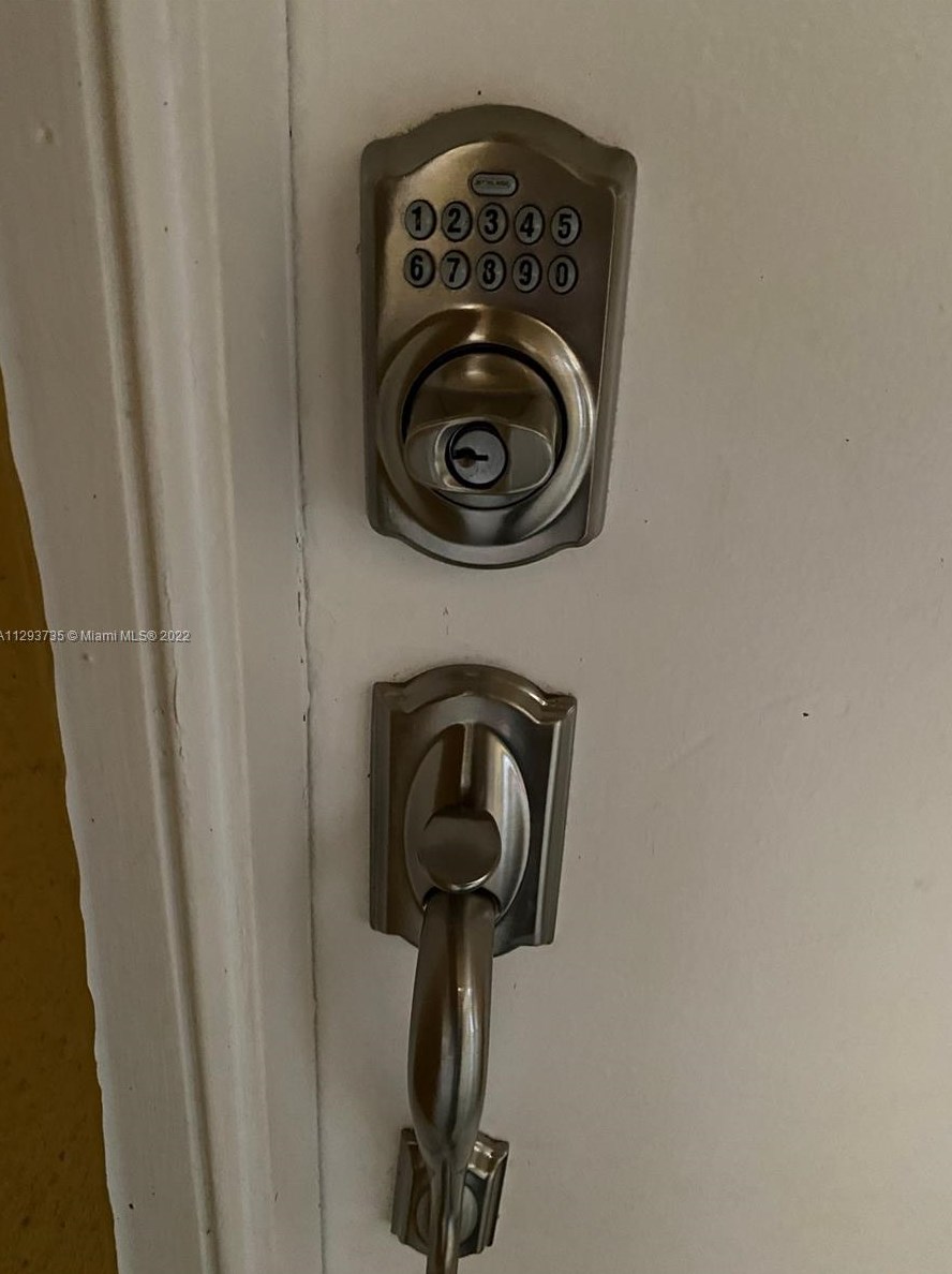 9731 Fontainebleau Blvd # F109, Miami, FL
