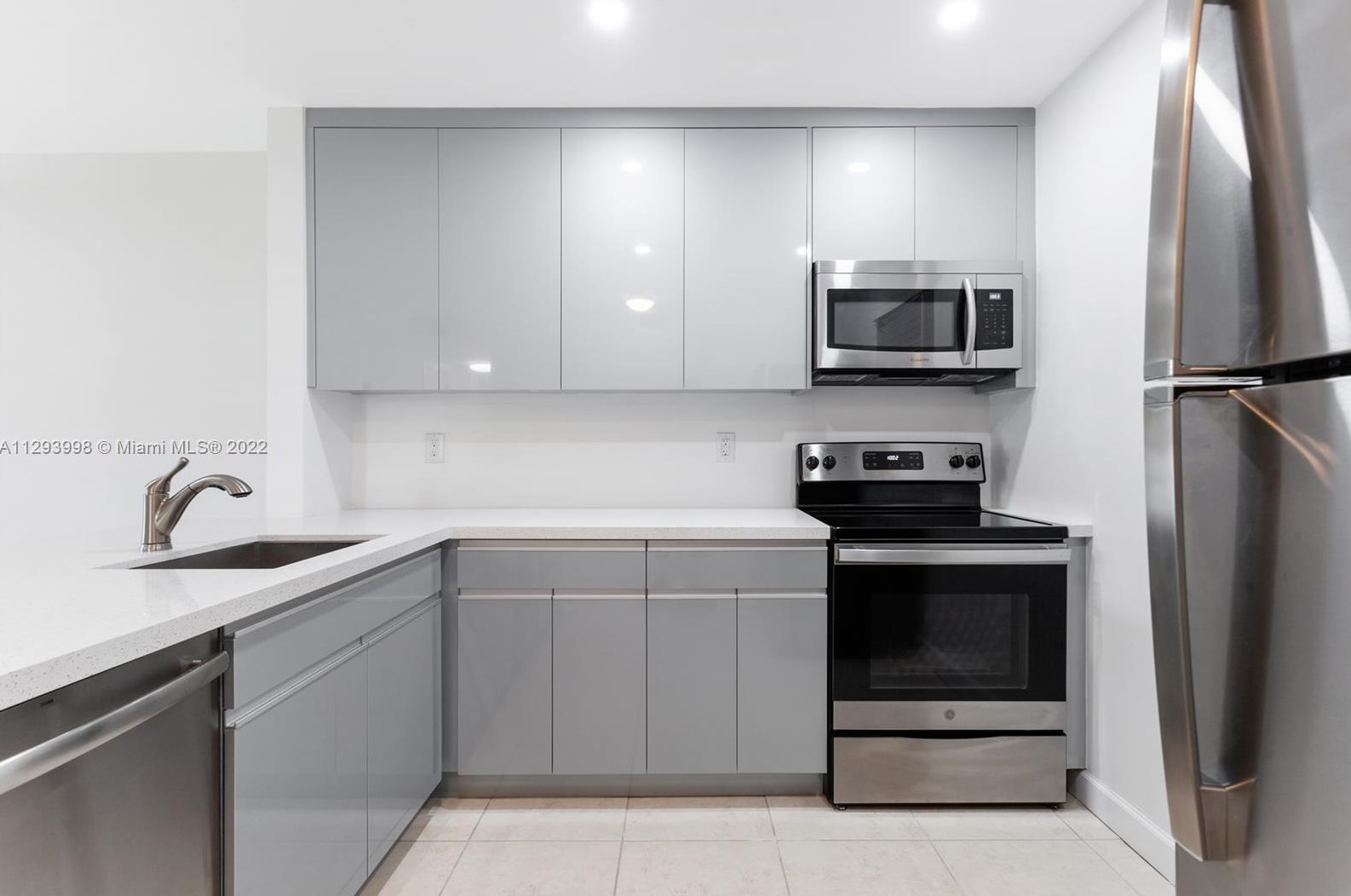 7705 Camino Real #101, Miami, FL 33143