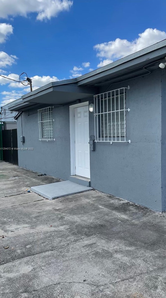 2160 23rd Ave, Miami, FL 33142-7375