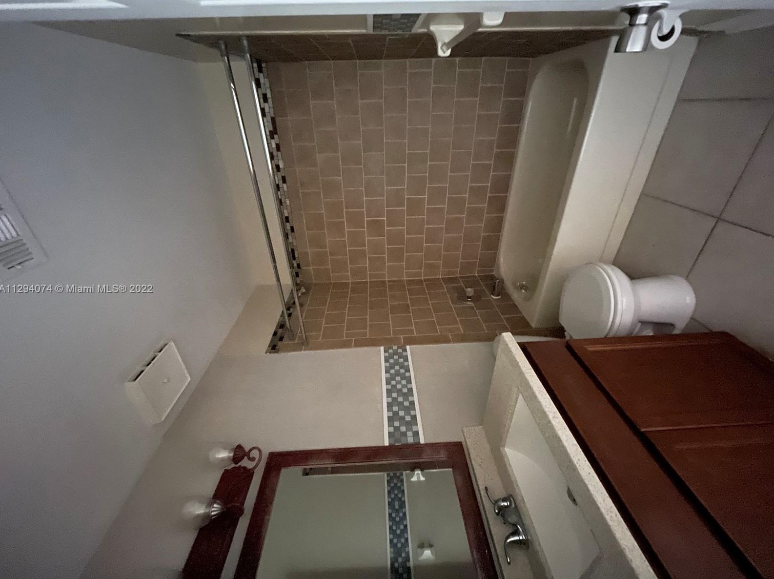 1927 Pinewood Dr, Melbourne FL 32905-2953 exterior