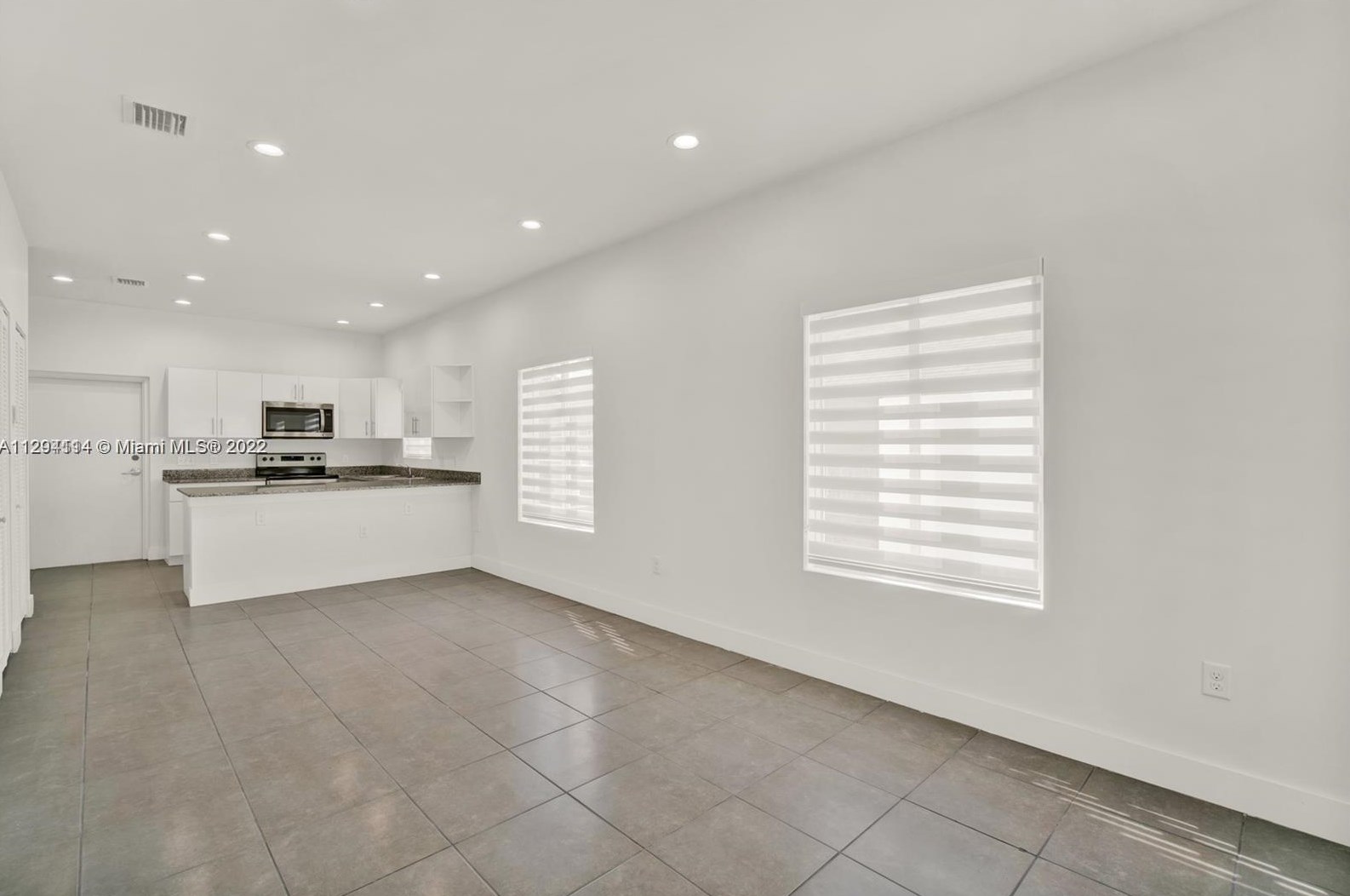 6331 1st Pl, Miami FL  33150-4580 exterior