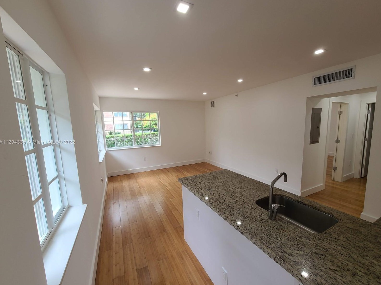 825 Michigan Ave #1, Miami, FL 33139