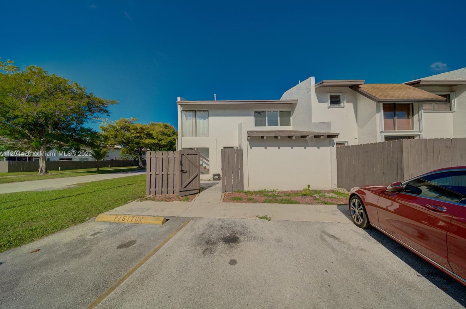 6940 Sw 109th Pl, Miami, FL 33173