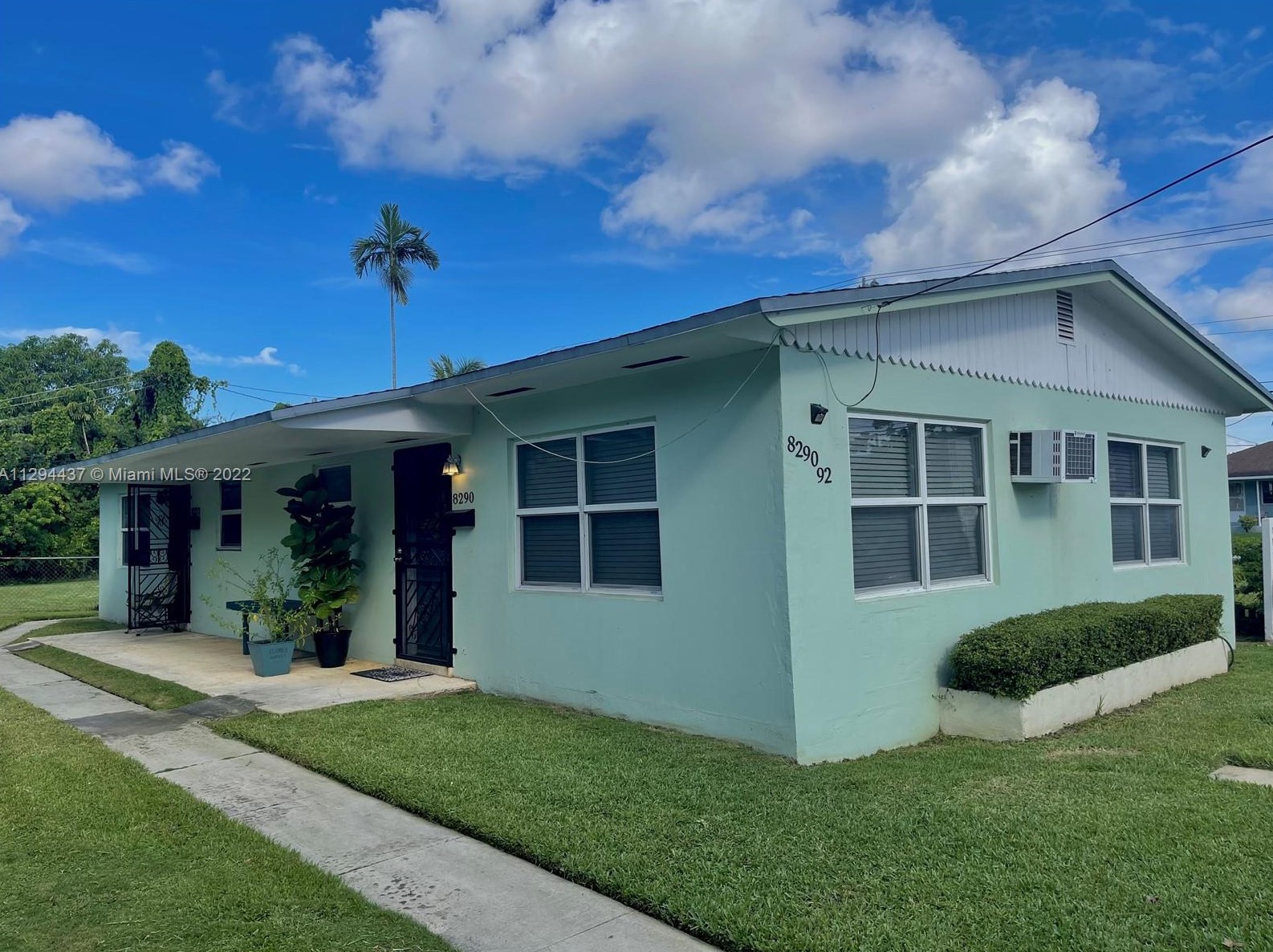 8292 5th Ave Nw #8292, Miami, FL 33150