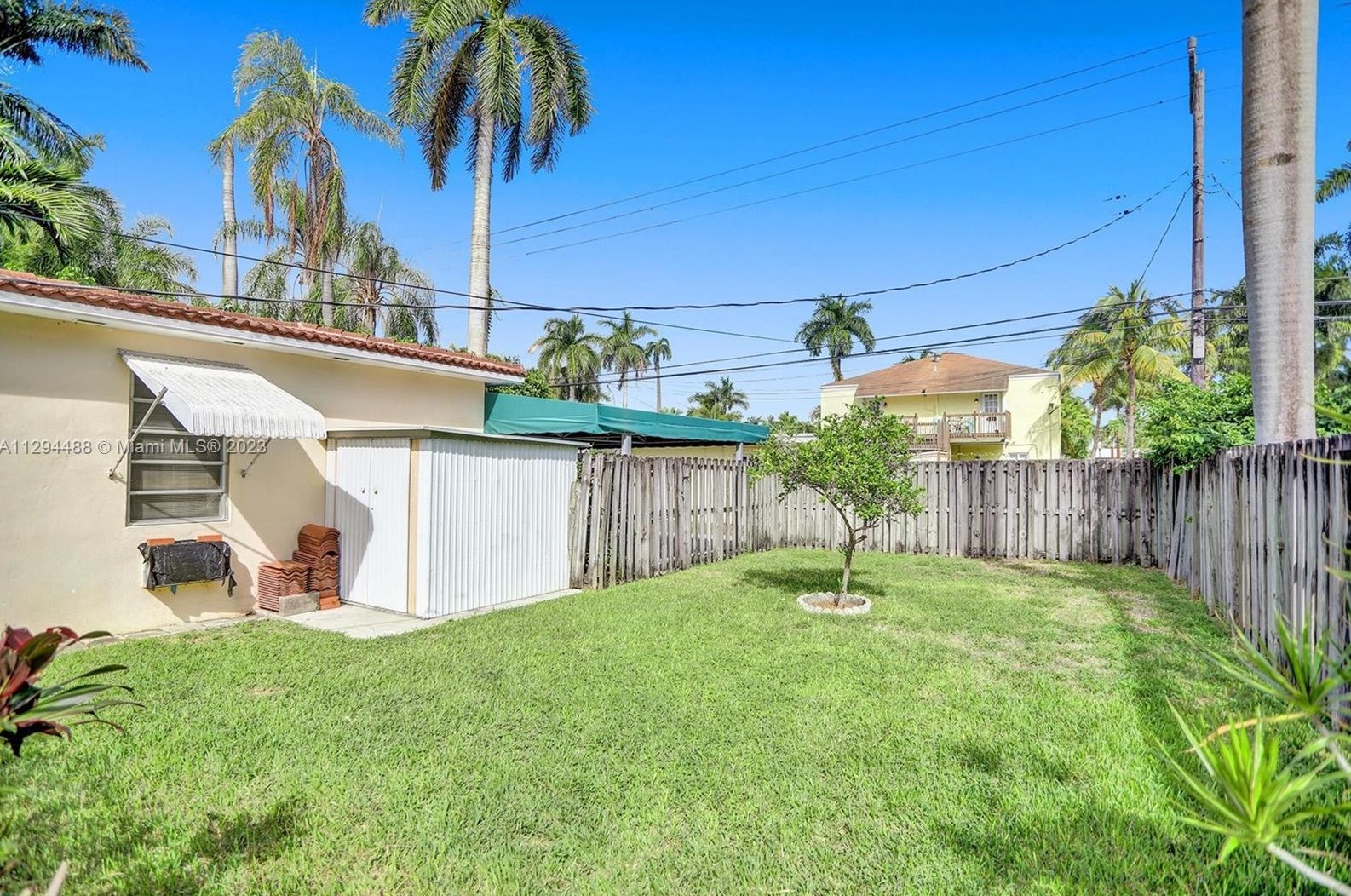 1231 Van Buren St, Hollywood FL 33020-5111 exterior