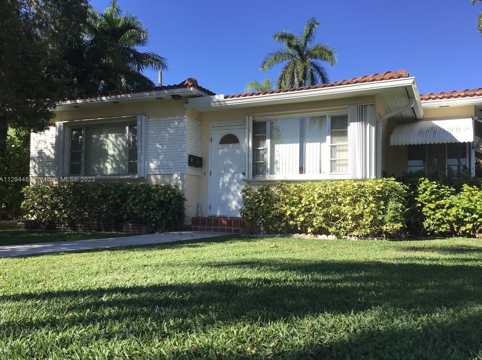 1231 Van Buren St, Hollywood FL 33020-5111 exterior