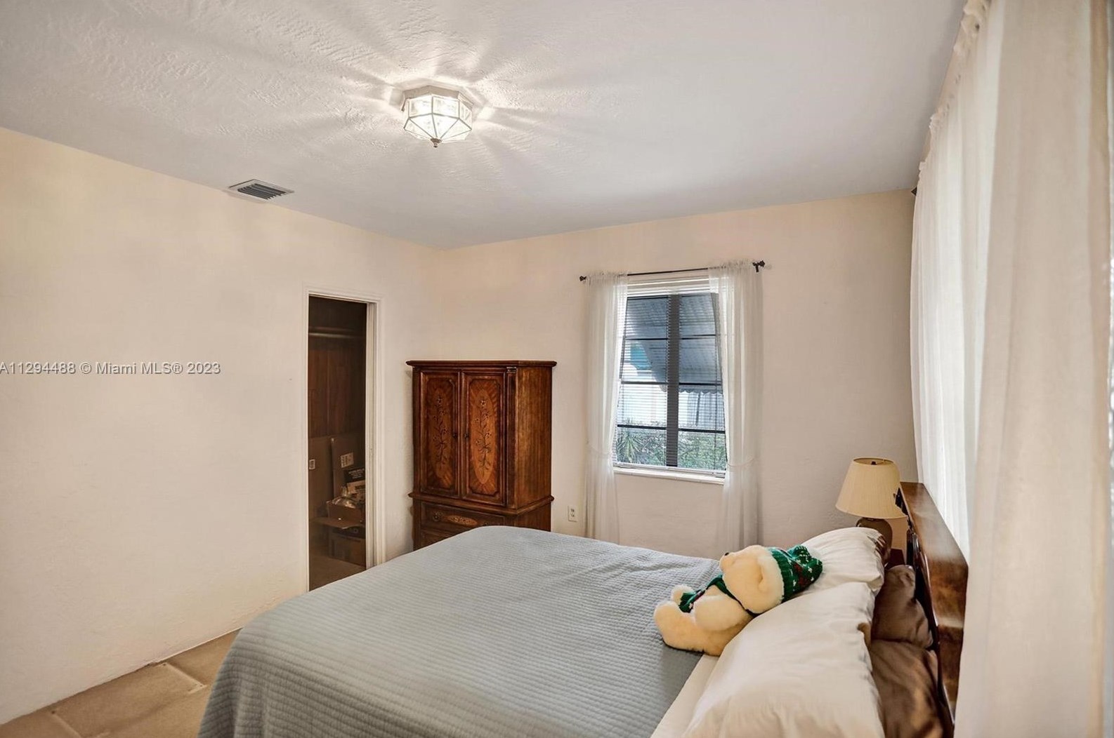 1231 Van Buren St, Hollywood FL 33020-5111 exterior