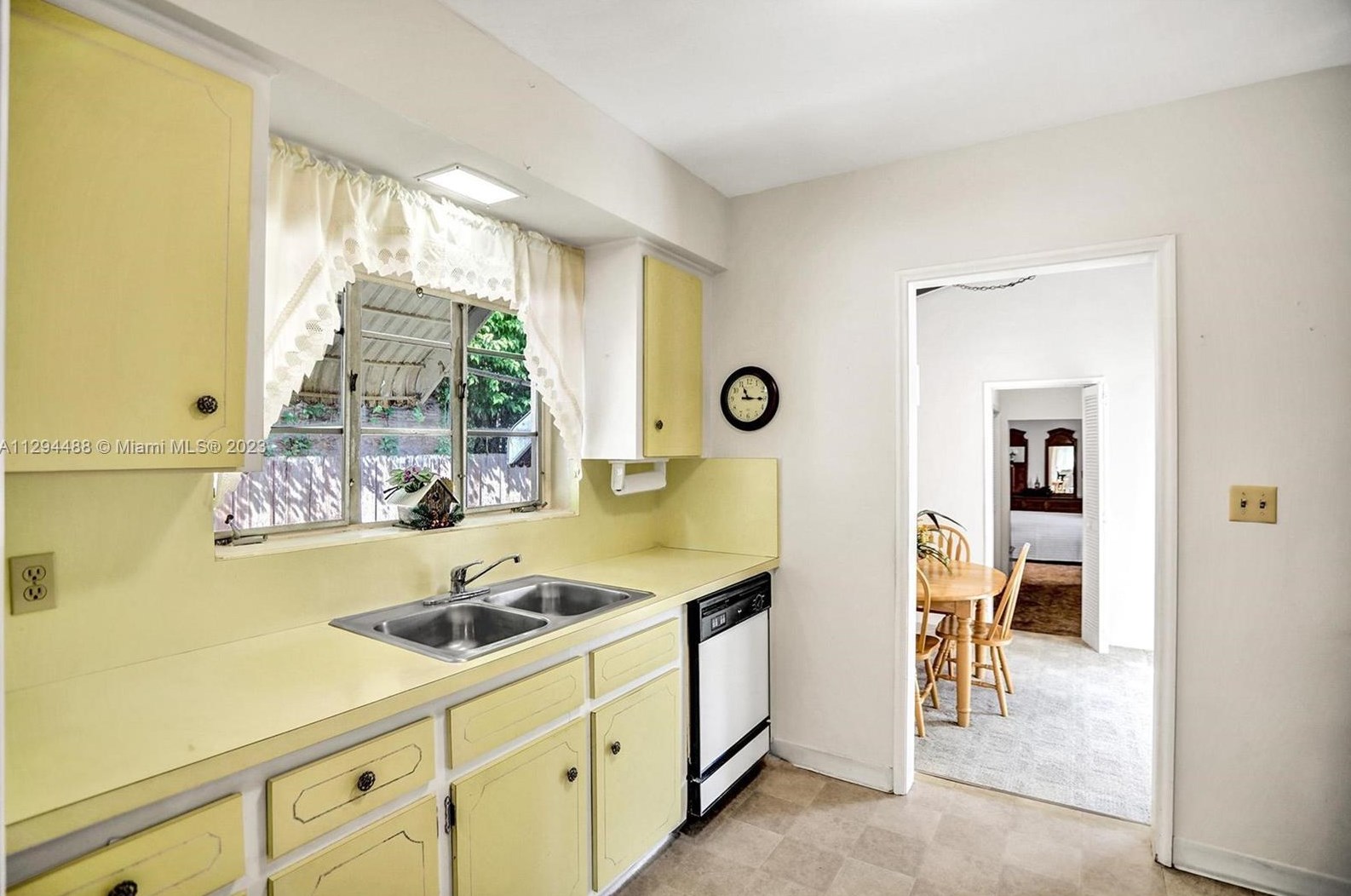 1231 Van Buren St, Hollywood FL 33020-5111 exterior