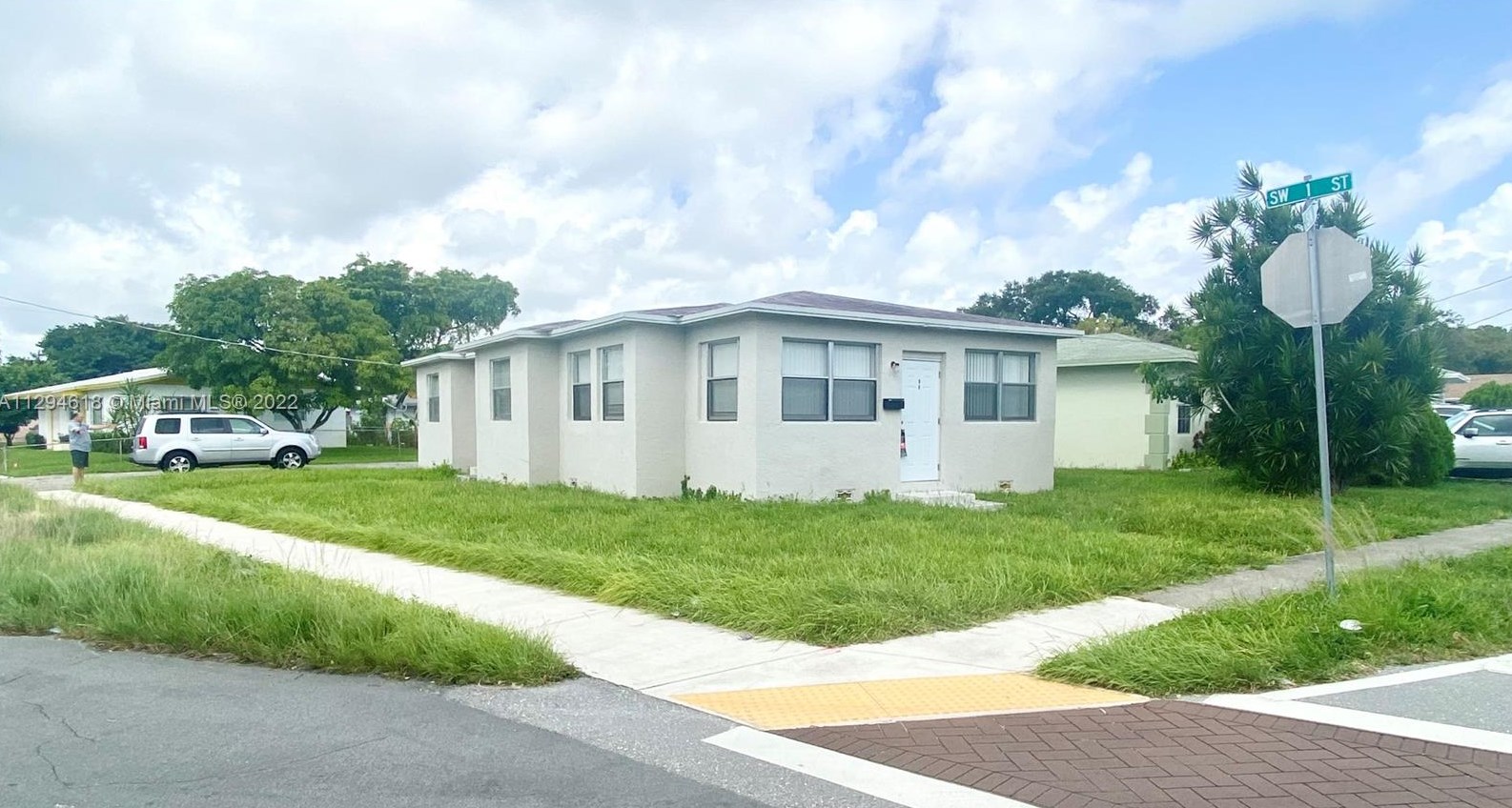 98 Sw 5th Ave, Dania Beach, FL 33004