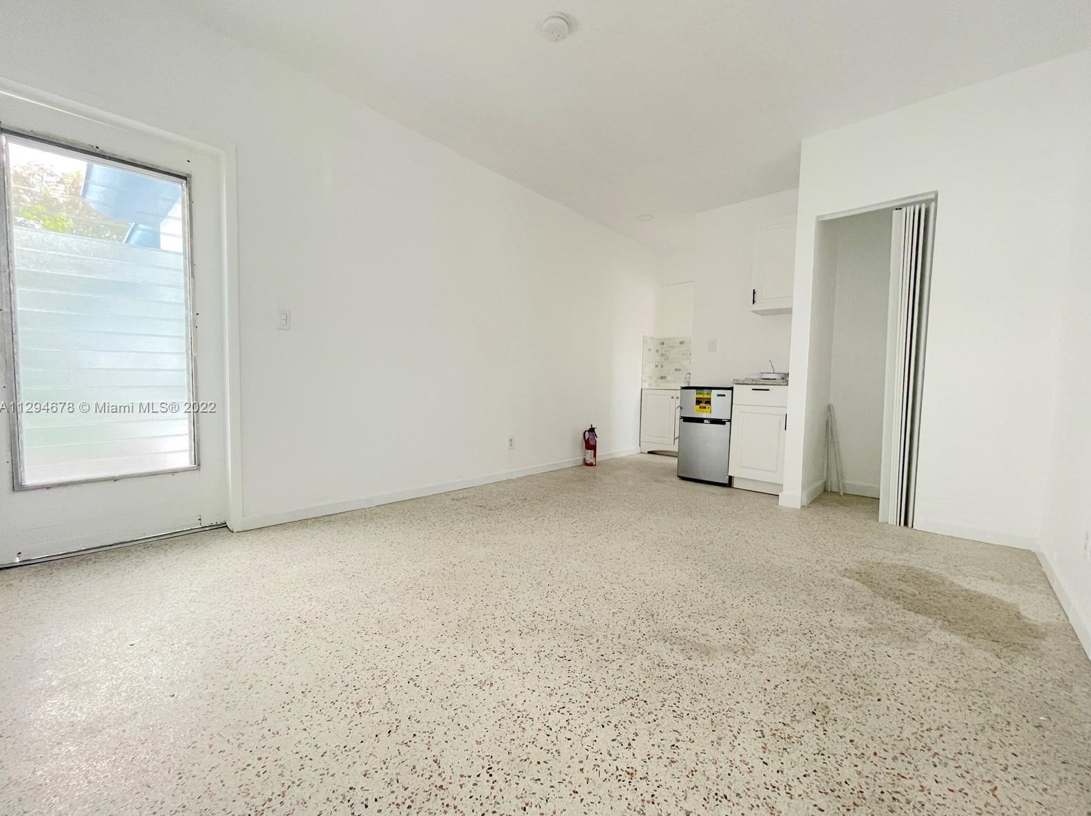800 83rd St #1, Miami, FL 33141