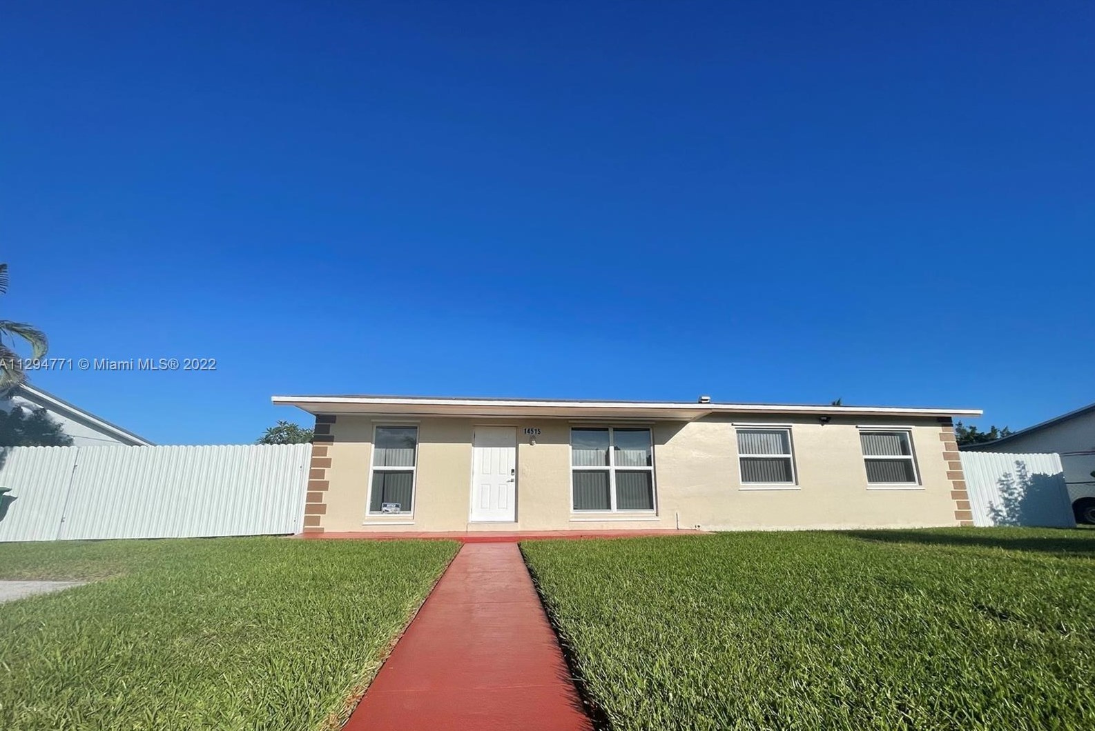 14515 105th Ct, Miami, FL 33176-7028