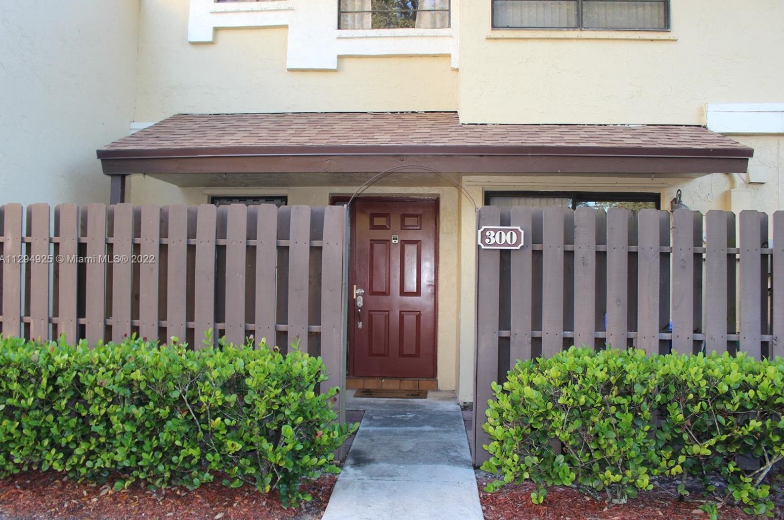 300 Sw 97th Ave #300, Hollywood, FL 33025