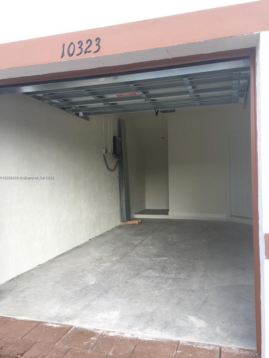 10323 W 34th Ln #10323, Hialeah, FL 33018