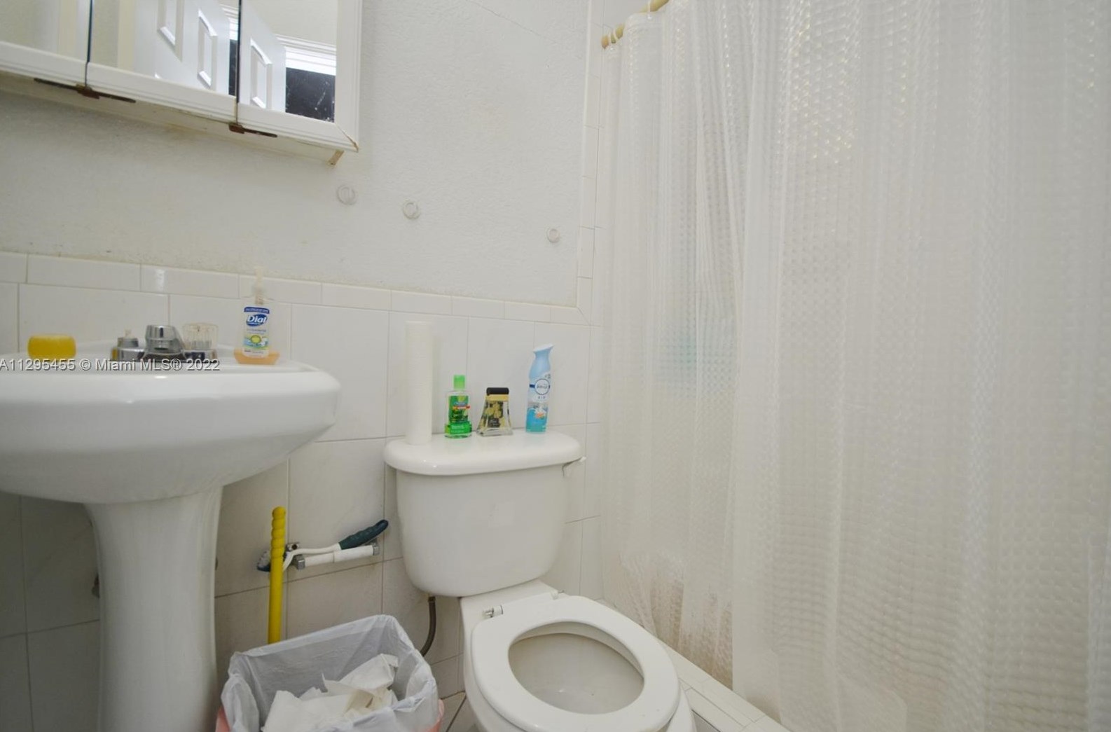 11751 170 Ter, Miami FL 33157-4661 exterior