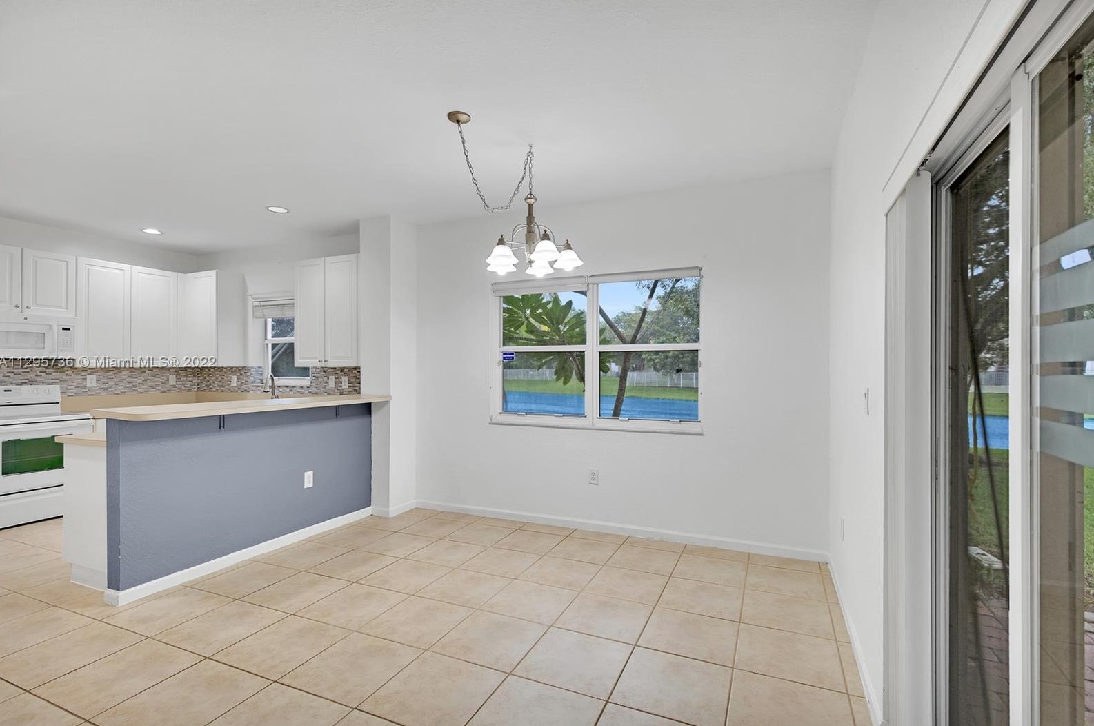 1813 Nw 74th Way, Hollywood, FL 33024