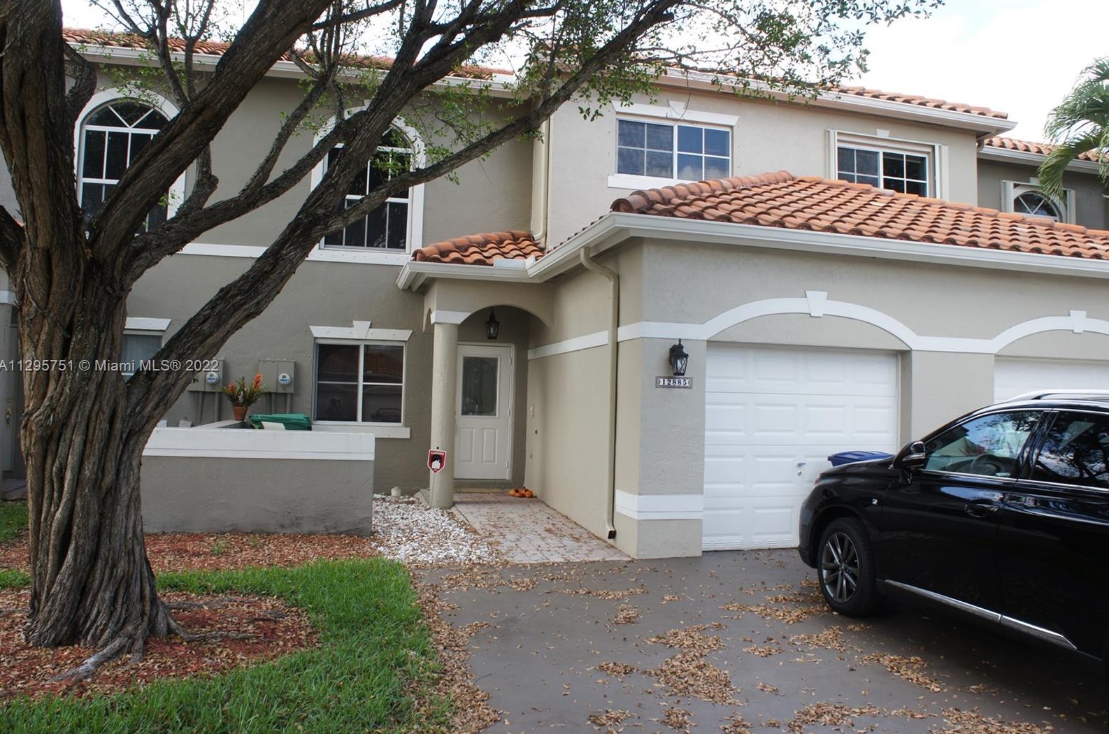 12885 Sw 49th Ct, Hollywood, FL 33027