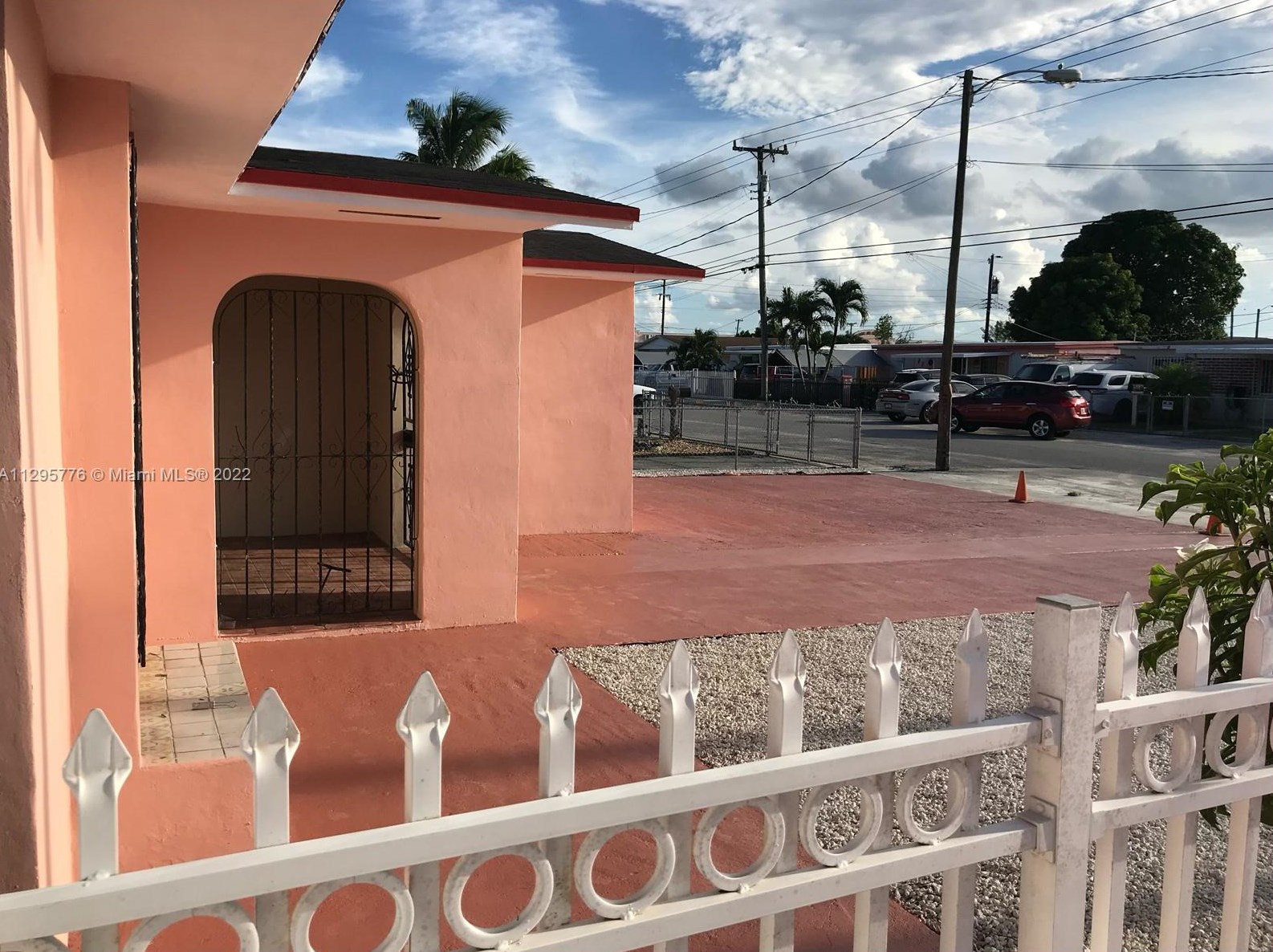 4209 E 9th Ct, Hialeah, FL 33012