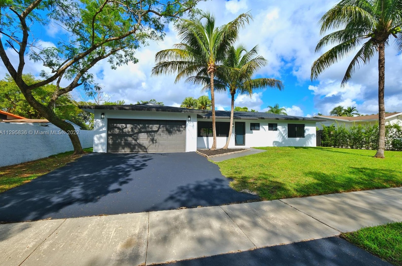 11750 112th Avenue Rd, Miami, FL 33176-3809