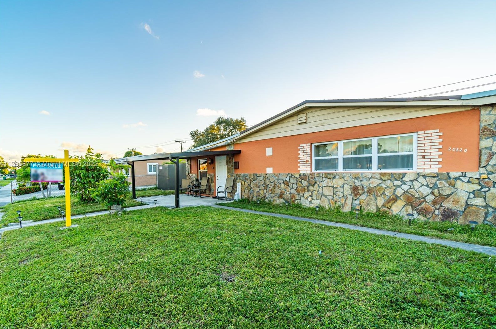 20820 34th Ave, Miami, FL 33056-1206