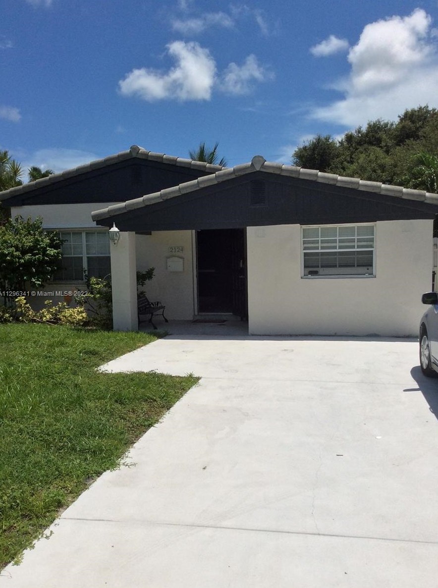 2124 Ne 181st St #2124, Miami, FL 33162